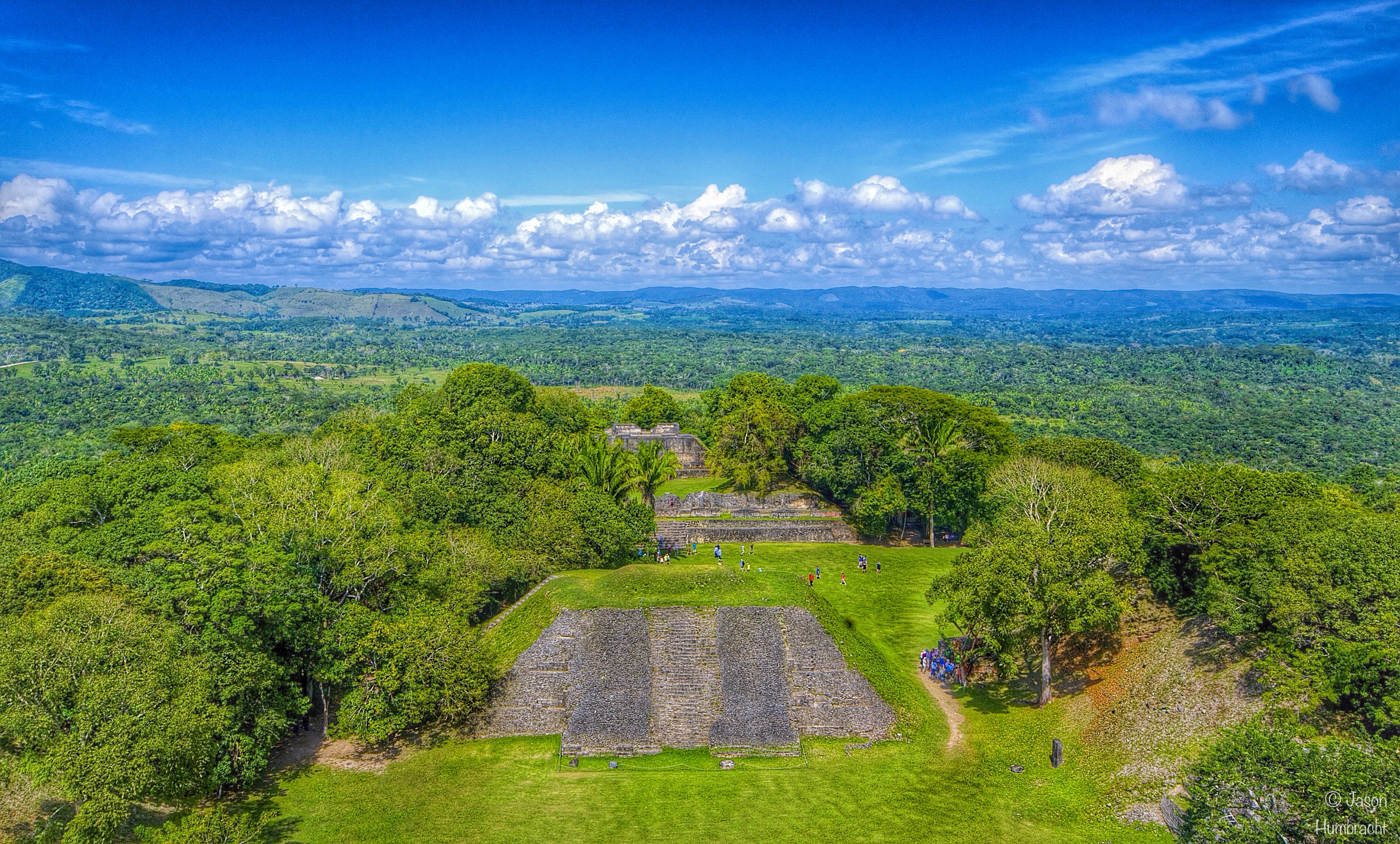 view-from-el-castillo-xunantunich-maya-site-jhumbracht-photography